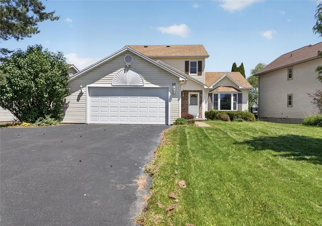 1st image of 32 Wellington Ponds, Chili, NY 14624 | MLS# R1687246