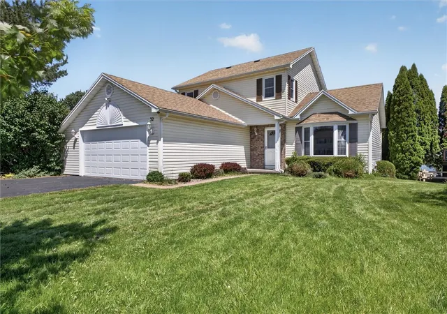 2nd image of 32 Wellington Ponds, Chili, NY 14624 | MLS# R1687246