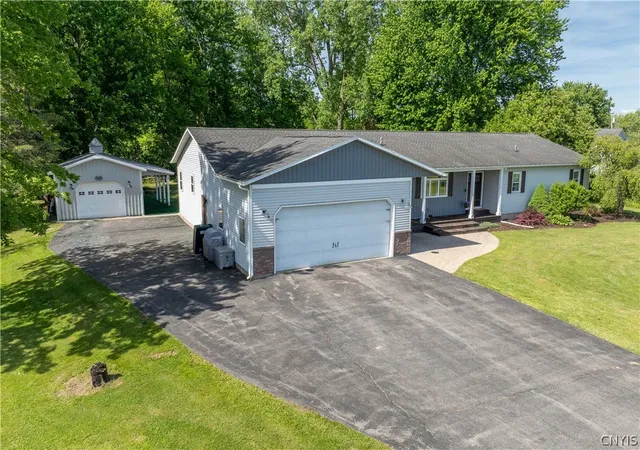 Homes for sale in Schroeppel, NY | 12 Clark Crest Dr, Schroeppel, NY 13135 | MLS# S1687587