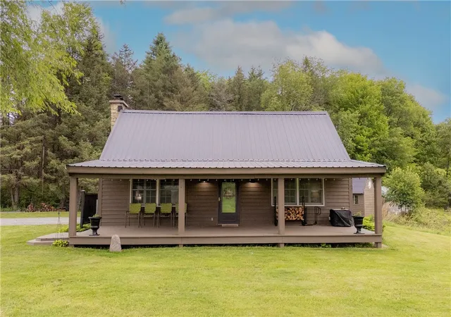 2nd image of 164 Munson Rd, Burlington, NY 13315 | MLS# R1681171