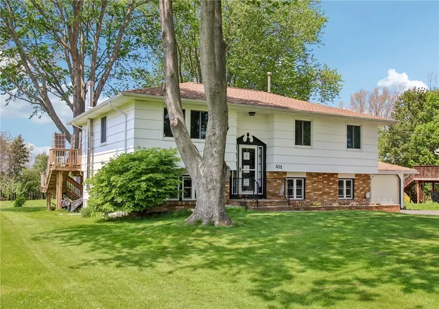 4th image of 301 Bennett Rd, Parma, NY 14468 | MLS# R1683468