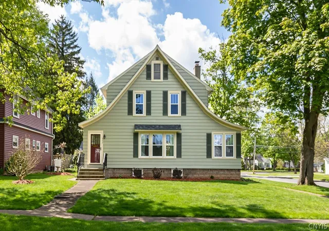 2nd image of 307 Hickory St, Salina, NY 13088 | MLS# S1684919