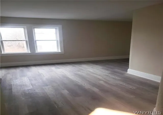Listing Photo 2 - Condo for sale in building located at 290 Massachusetts Ave, Buffalo, NY 14213 - Unit #