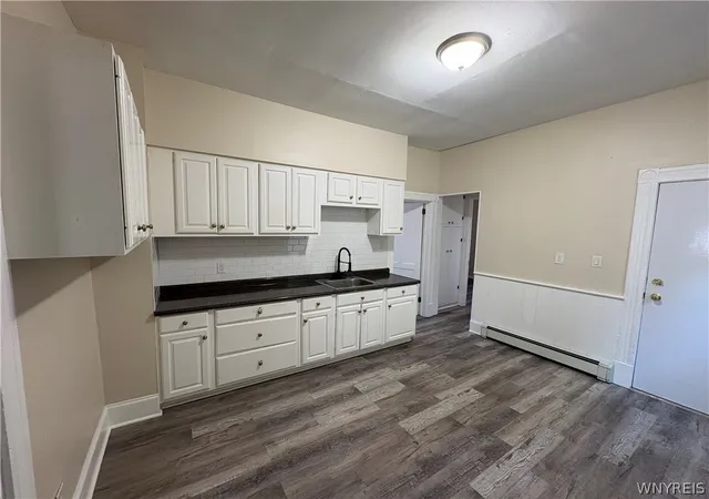 Listing Photo 3 - Condo for sale in building located at 290 Massachusetts Ave, Buffalo, NY 14213