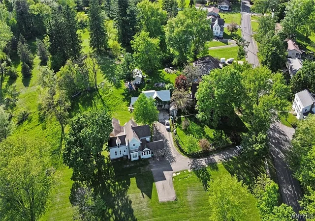Photo 3 of Sale Pending at 400 Franklin St, Springville, NY 14141 | MLS# B1687604 | Listing updated on 2026-07-21