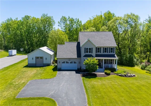 1st image of 140 North Ave, Parma, NY 14468 | MLS# R1686766