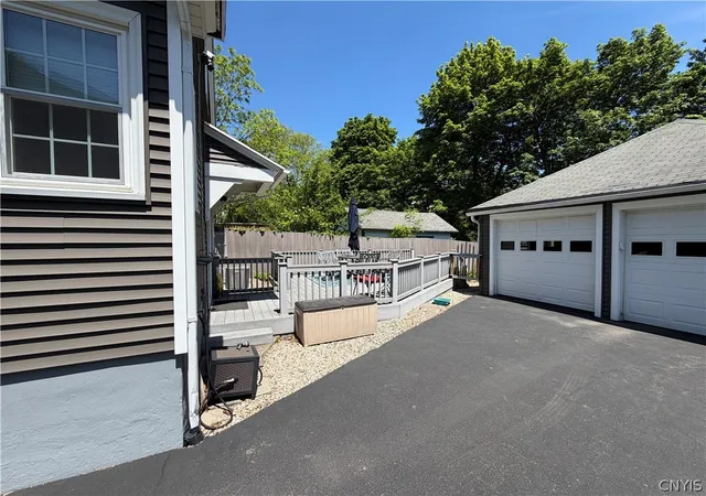 5th image of 1059 Westmoreland Ave, Syracuse, NY 13210 | MLS# S1687250