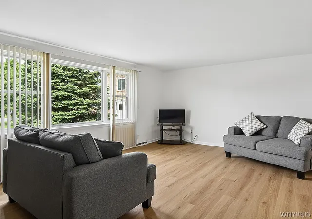 Photo 4 of Sale Pending at 72 A Old Lyme Dr #1, Buffalo, NY 14221 | MLS# B1683831 | Listing updated on 2026-06-17