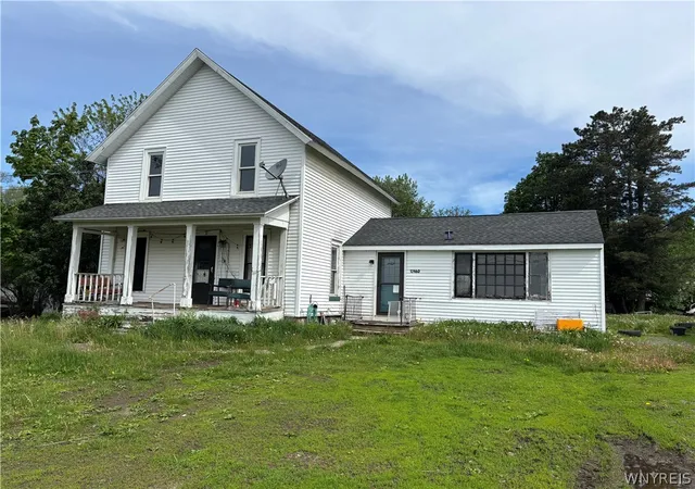 1st image of 13460 Lake St, Chaffee, NY 14030 | MLS# B1683335
