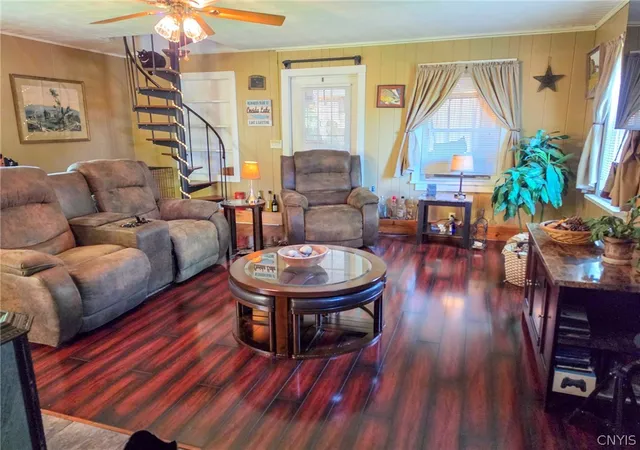 Photo 4 of Single family home for sale at 329 16th Avenue, Sylvan Beach, NY 13157 | MLS# S1685622 | Listing updated on 2026-07-14