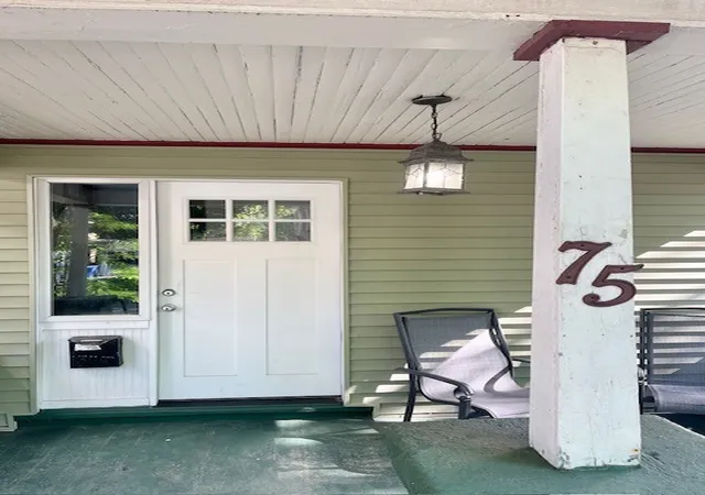 Listing Photo 3 - Condo for sale in building located at 75 Alexander St, Rochester, NY 14620