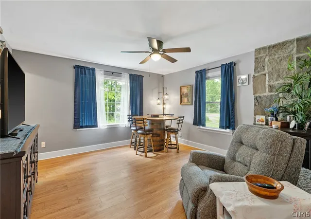 Homes for sale in Camillus, NY | 2696 Lyons Rd, Camillus, NY 13031 | MLS# S1686238