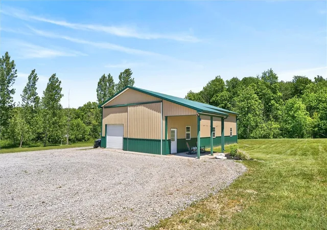 Homes for sale in Manchester, NY | 447 Howland Rd, Manchester, NY 14548 | MLS# R1687633