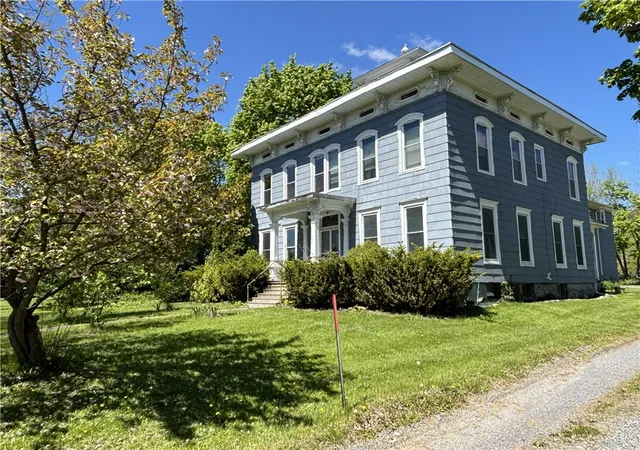 Homes for sale in Canandaigua City, NY | 336 Gibson St, Canandaigua City, NY 14424 | MLS# R1681596