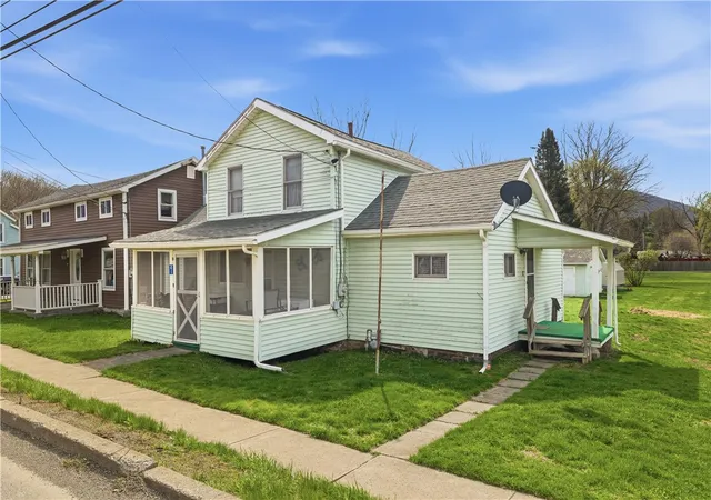 2nd image of 41 Wellsboro St, Tioga Boro, PA 16946 | MLS# R1687682