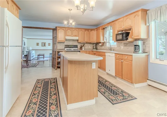 Homes for sale in Clayton, NY | 36978 State Route 12E, Clayton, NY 13624 | MLS# S1687452