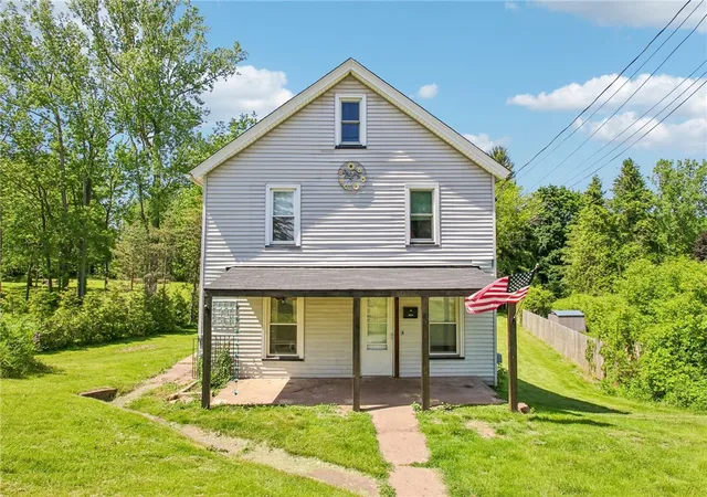 Homes for sale in Murray, NY | 54 East Ave, Murray, NY 14470 | MLS# R1685199