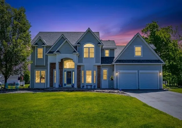 1st image of 83 Saint Elias Cir, Rochester, NY 14626 | MLS# R1687254