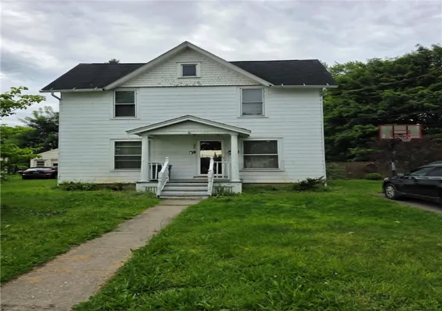 Photo 1 of Single family home for sale at 606 Falck St, Elmira, NY 14904 | MLS# R1687326 | Listing updated on 2026-08-02