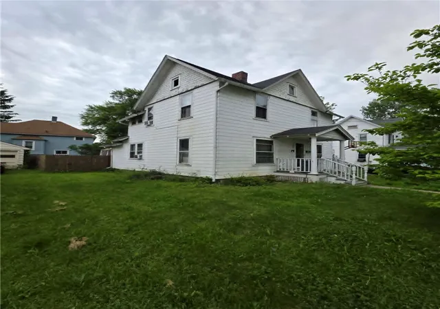 Photo 2 of Single family home for sale at 606 Falck St, Elmira, NY 14904 | MLS# R1687326 | Listing updated on 2026-08-02