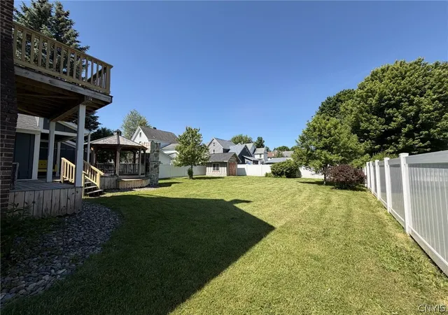 3rd image of 41 2Nd Ave, Ilion, NY 13357 | MLS# S1687393