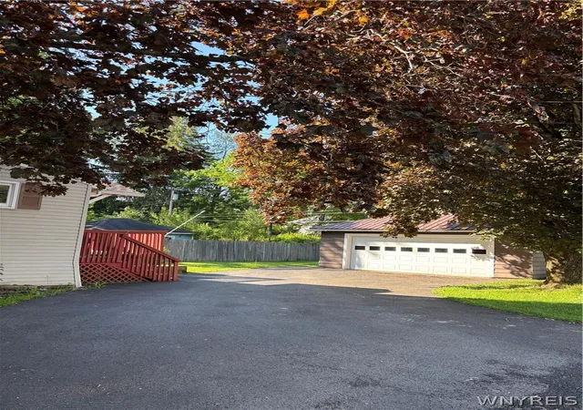 Homes for sale in Salamanca, NY | 191 Front Ave, Salamanca, NY 14779 | MLS# B1687753