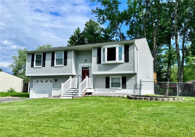Homes for sale in Clay, NY | 8142 Scotia Ln, Clay, NY 13090 | MLS# S1681199