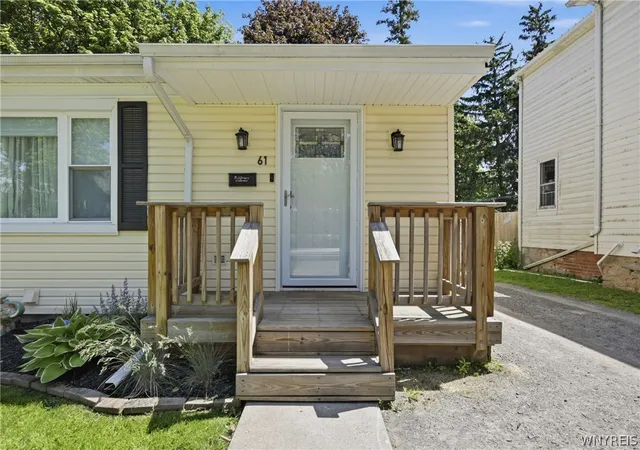 5th image of 61 Adam St, Lockport City, NY 14094 | MLS# B1687260