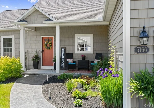 2nd image of 5166 Jupiter Inlet Wy, Syracuse, NY 13215 | MLS# S1686428