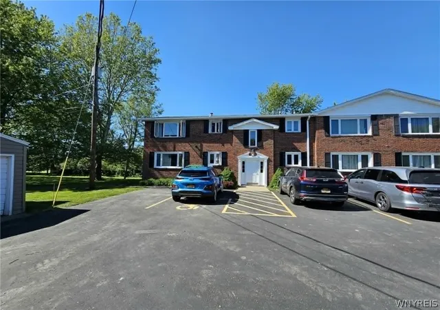 Homes for sale in West Seneca, NY | 1050 Reserve Rd #3, West Seneca, NY 14224 | MLS# B1687651