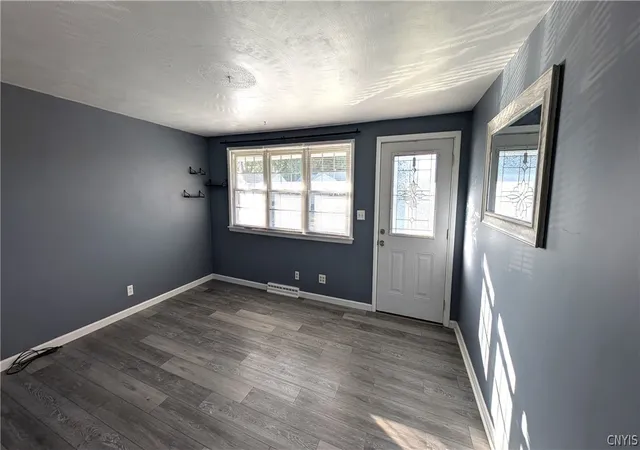 4th image of 113 Pinkerton St, Salina, NY 13088 | MLS# S1687288