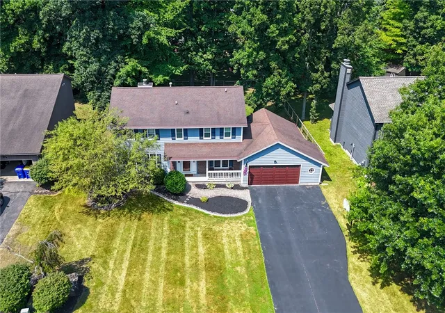 Photo 2 of Sale Pending at 59 Emjay Ln, Rochester, NY 14612 | MLS# R1686443 | Listing updated on 2026-06-25