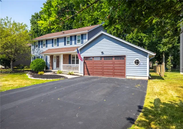 Photo 3 of Sale Pending at 59 Emjay Ln, Rochester, NY 14612 | MLS# R1686443 | Listing updated on 2026-06-25