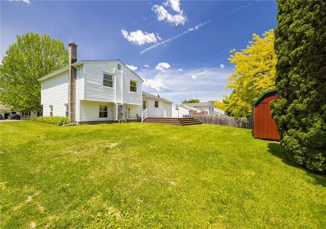 28th image of 1739 Birchwood Dr, Farmington, NY 14425 | MLS# R1673663