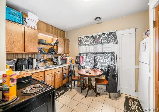 5th image of 1614 Ferry Ave, Niagara Falls, NY 14301 | MLS# B1686558