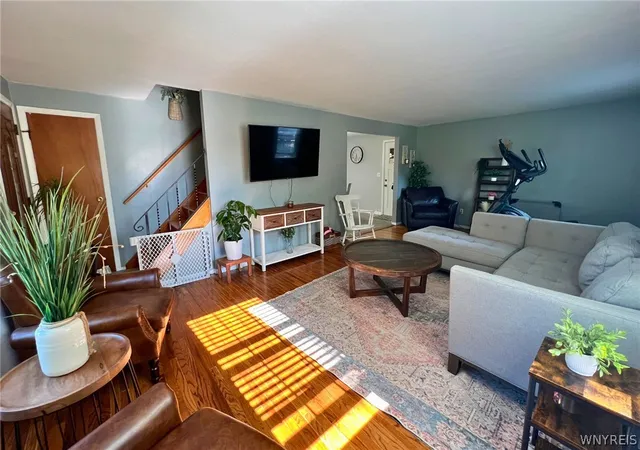 5th image of 20 Georgia Ave, Lockport, NY 14094 | MLS# B1687570