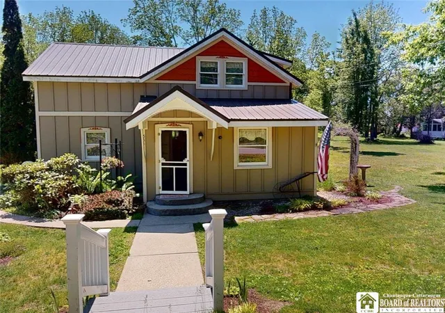 1st image of 5541 Summit Ave, Bemus Point, NY 14712 | MLS# R1686798