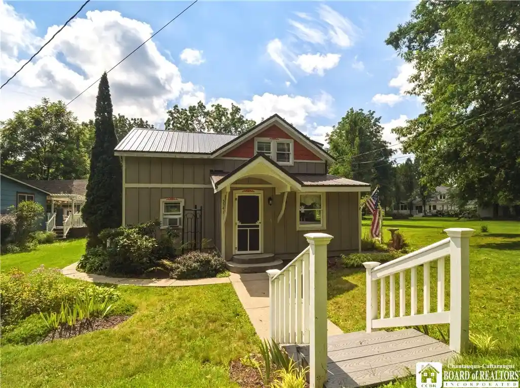 Single family home for sale at 5541 Summit Ave, Bemus Point, NY 14712 | MLS# R1686798