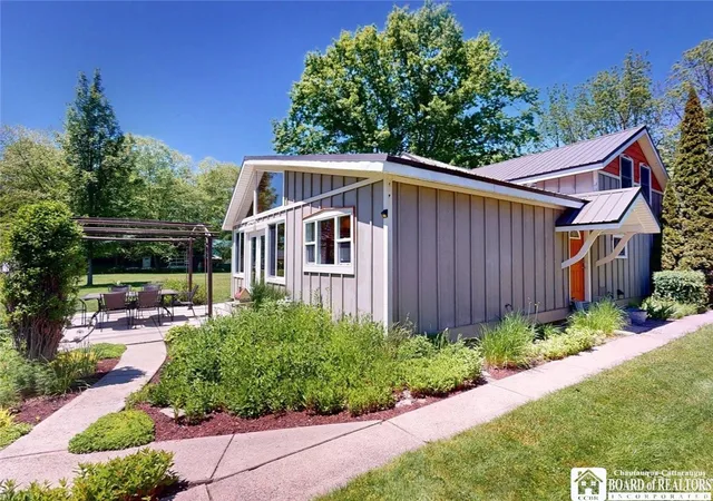 4th image of 5541 Summit Ave, Bemus Point, NY 14712 | MLS# R1686798