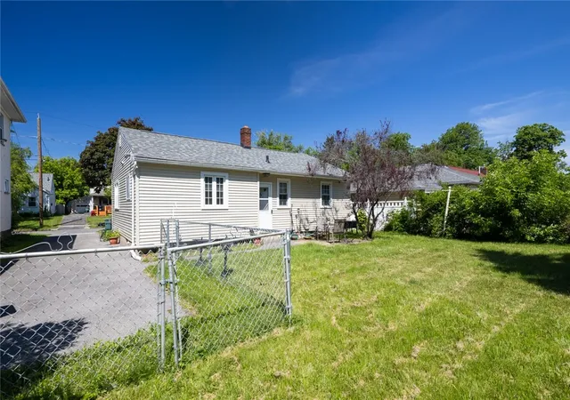 Photo 3 of Sale Pending at 110 Brookhaven Ter, Rochester, NY 14621 | MLS# R1687803 | Listing updated on 2026-06-28