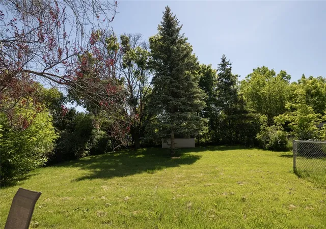 Photo 4 of Sale Pending at 110 Brookhaven Ter, Rochester, NY 14621 | MLS# R1687803 | Listing updated on 2026-06-28