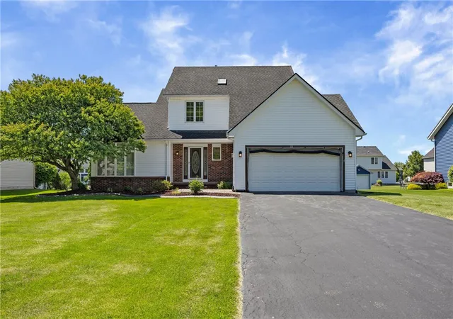 Homes for sale in Ogden, NY | 131 Windmill Trl, Ogden, NY 14624 | MLS# R1687289