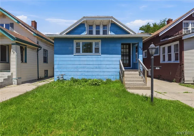 Photo 1 of Single family home for sale at 102 Cloverdale Ave, Buffalo, NY 14215 | MLS# B1687810 | Listing updated on 2026-06-05
