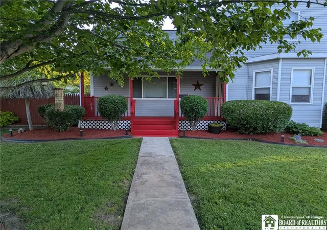3rd image of 54 Maple Ave, Springville, NY 14141 | MLS# R1687300