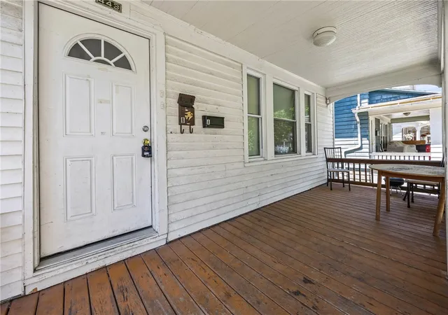 Photo 3 of Sale Pending at 443 Melville St, Rochester, NY 14609 | MLS# R1687456 | Listing updated on 2026-06-10