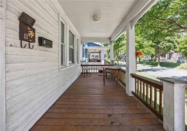 Photo 4 of Sale Pending at 443 Melville St, Rochester, NY 14609 | MLS# R1687456 | Listing updated on 2026-06-10