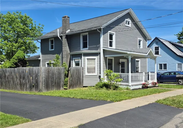 2nd image of 6 E St North N, Sherburne, NY 13460 | MLS# R1686348
