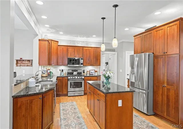 Homes for sale in Skaneateles, NY | 7 Calemad Dr, Skaneateles, NY 13152 | MLS# S1687779