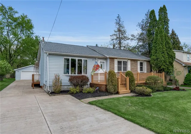 Homes for sale in West Seneca, NY | 59 Weigand St, West Seneca, NY 14224 | MLS# B1687290