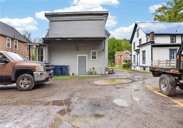 25th image of 12 Valleyview St, Oneonta, NY 13820 | MLS# R1685911